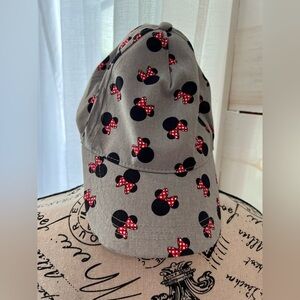 Disney Minnie Mouse baseball cap, Walt Disney World, girly, Mickey Mouse, GUC